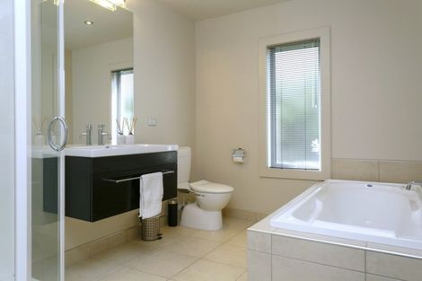 Photo of property in 37 The Circle, Nukuhau, Taupo, 3330