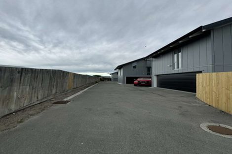 Photo of property in 6/246 Marine Parade, New Brighton, Christchurch, 8061