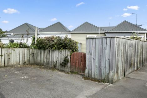 Photo of property in 1 Queens Drive, Saint Kilda, Dunedin, 9012
