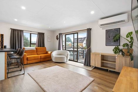 Photo of property in 122a Mayfair Avenue, Whangamata, 3620