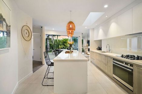 Photo of property in 24 Motuora Road, Manly, Whangaparaoa, 0930