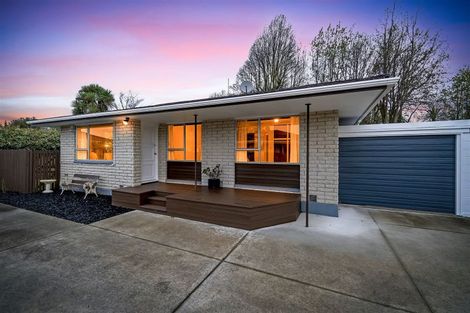 Photo of property in 1/40a Prestons Road, Redwood, Christchurch, 8051