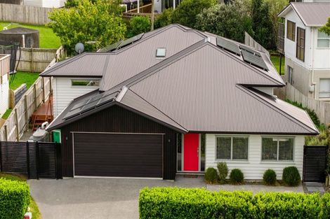 Photo of property in 21 Alexandra Street, Riverhead, 0820