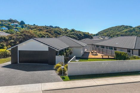 Photo of property in 44 Tradewinds Drive, Whitby, Porirua, 5024