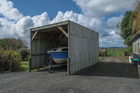 Photo of property in 76 Robertson Road, Ruawai, 0591