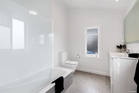 Photo of property in 28 Tuarangi Road, Grey Lynn, Auckland, 1021