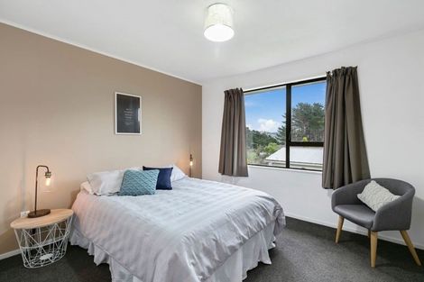 Photo of property in 26 Buccaneer Place, Grenada Village, Wellington, 6037