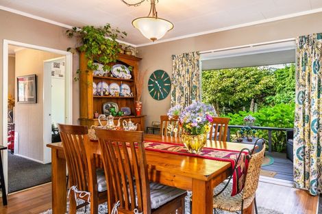Photo of property in 15 Peehimanini Road, Waitahanui, Taupo, 3378