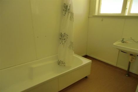 Photo of property in 50a Glenpark Avenue, Frankleigh Park, New Plymouth, 4310