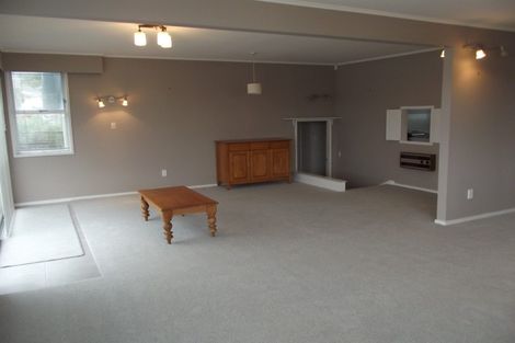 Photo of property in 6 Ayr Place, Papakowhai, Porirua, 5024