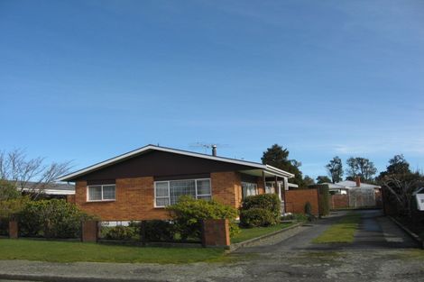 Photo of property in 35 Waterford Drive, Winton, 9720