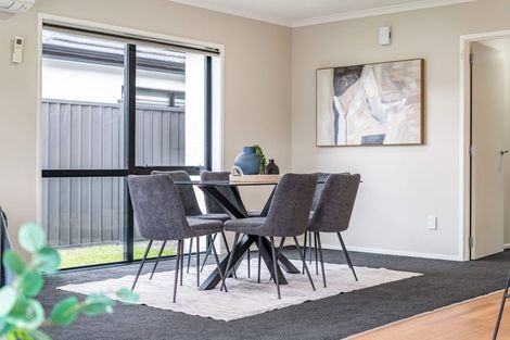 Photo of property in 22 Te Kaeaea Crescent, Wallaceville, Upper Hutt, 5018