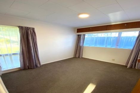 Photo of property in 2/13 Walter Street, Hauraki, Auckland, 0622