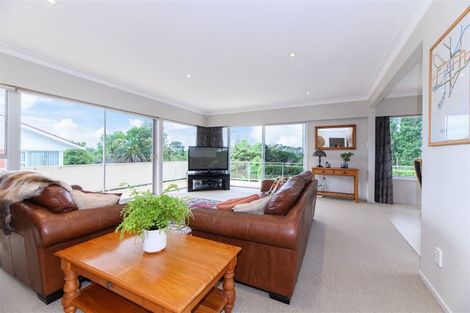 Photo of property in 38 Marywil Crescent, Hillcrest, Auckland, 0627