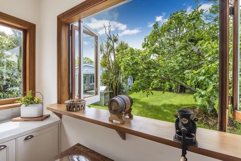 Photo of property in 4 Mays Street, Devonport, Auckland, 0624