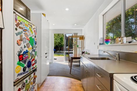 Photo of property in 77 Solomon Avenue, Redwood, Christchurch, 8051