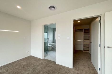 Photo of property in 91b Sunrise Avenue, Murrays Bay, Auckland, 0630