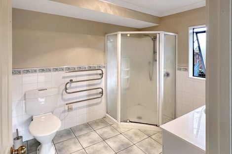 Photo of property in 35 Parkhaven Drive, Rosehill, Papakura, 2113