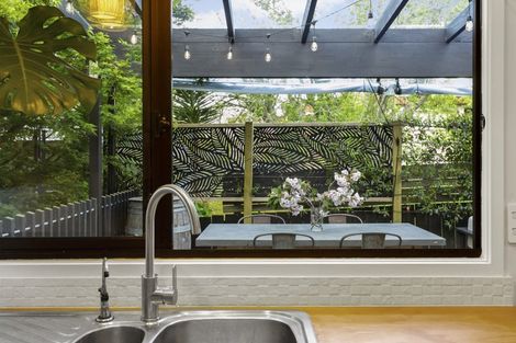 Photo of property in 5/19 Oates Road, Glen Eden, Auckland, 0602