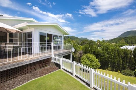 Photo of property in 141 Waikawa Road, Picton, 7220