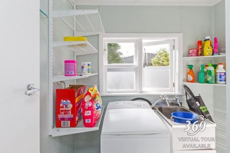 Photo of property in 8 Galway Avenue, Hokowhitu, Palmerston North, 4410