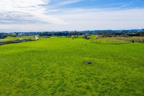 Photo of property in 869 Carrington Road, Hurworth, New Plymouth, 4371