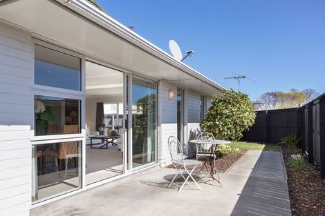 Photo of property in 77 Winchester Street, Merivale, Christchurch, 8014