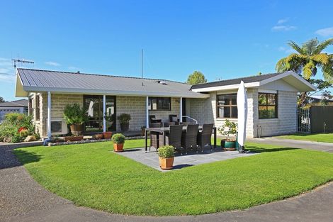 Photo of property in 55 Ferry Road, Clive, 4102