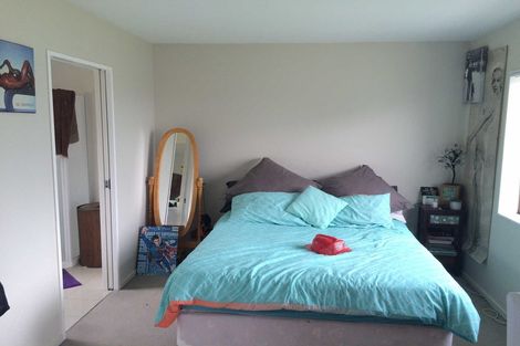 Photo of property in 4 Kereru Rise, Papakura, 2110