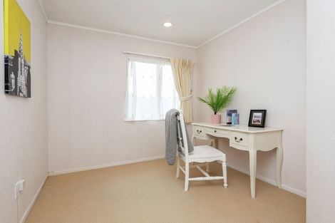 Photo of property in 2/16c Edendale Road, Somerville, Auckland, 2014