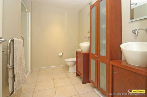 Photo of property in 365 Willis Street, Mount Cook, Wellington, 6011