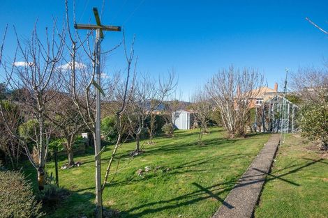 Photo of property in 132 Centennial Avenue, Helensburgh, Dunedin, 9010