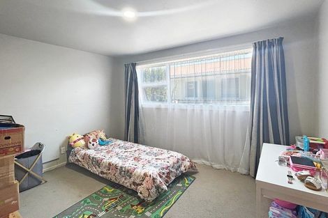 Photo of property in 96 Daniels Road, Redwood, Christchurch, 8051