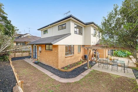 Photo of property in 26 Black Teal Close, Unsworth Heights, Auckland, 0632