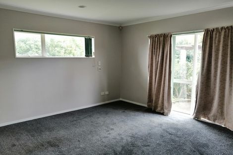 Photo of property in 12 Mellefont Close, East Tamaki Heights, Auckland, 2016