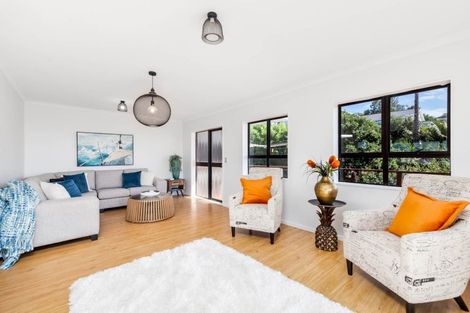 Photo of property in 55 West Hoe Heights, Orewa, 0931