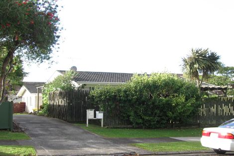 Photo of property in 2/11 Chip Grove, Sunnyhills, Auckland, 2010