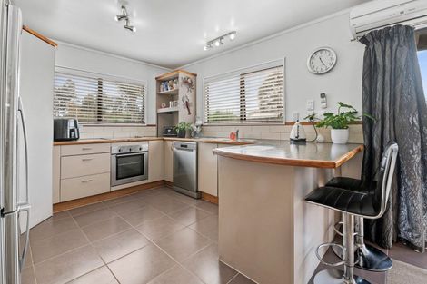 Photo of property in 11 Chapman Place, Fairy Springs, Rotorua, 3015