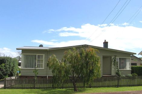 Photo of property in 11 Glendon Avenue, Avondale, Auckland, 1026