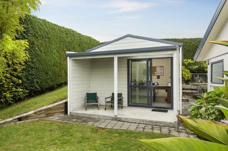 Photo of property in 2 Cashmere Way, Welcome Bay, Tauranga, 3112