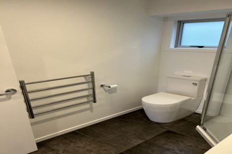 Photo of property in 8 Tableau Place, Totara Vale, Auckland, 0629