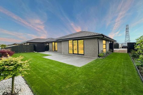 Photo of property in 16 Saddlers Lane, Yaldhurst, Christchurch, 8042