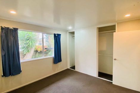 Photo of property in 14a Target Road, Totara Vale, Auckland, 0629