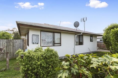 Photo of property in 37 Saint Johns Street, Woolston, Christchurch, 8062