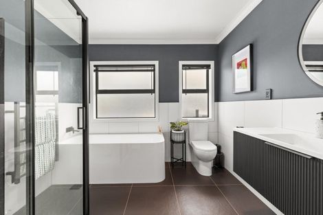 Photo of property in 35 Flanders Avenue, Onekawa, Napier, 4110