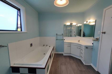 Photo of property in 99 Nile Road, Milford, Auckland, 0620