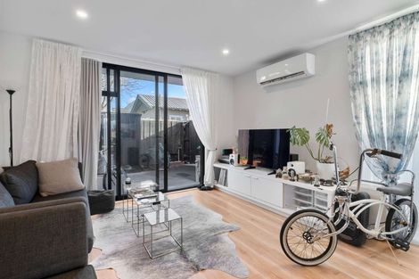 Photo of property in 1/8 New Brighton Road, Shirley, Christchurch, 8061