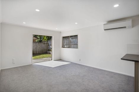 Photo of property in 70d Kayes Road, Pukekohe, 2120