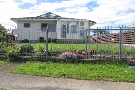 Photo of property in 12 Navigator Place, Papatoetoe, Auckland, 2025