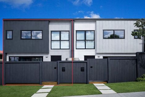 Photo of property in 72a Ocean View Road, Northcote, Auckland, 0627